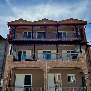 House Kiratsi Sarti